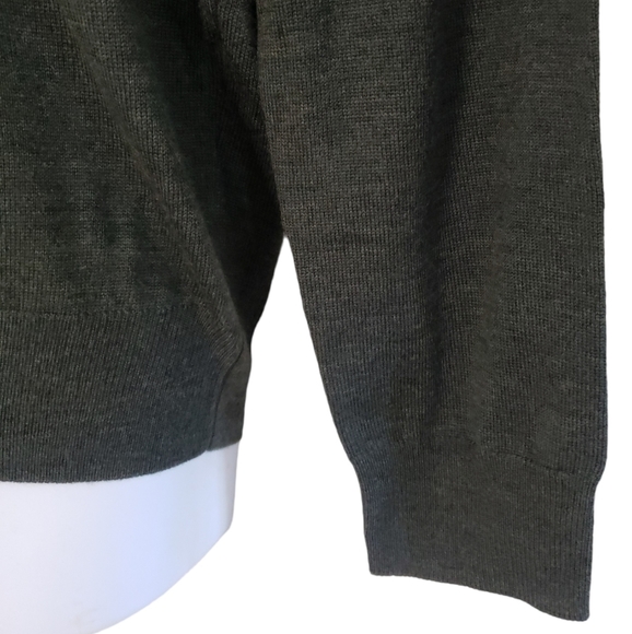 Jos. A. Bank Green Zip Up Sweater with Ribbed Cuffs - Picture 4 of 8